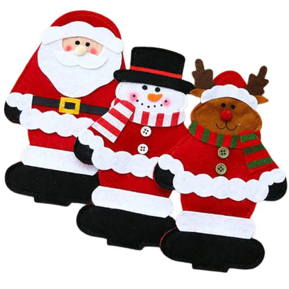 Etuis_a_couverts_pere_noel_rouge_bonhomme_de_neige_et_renne_marron